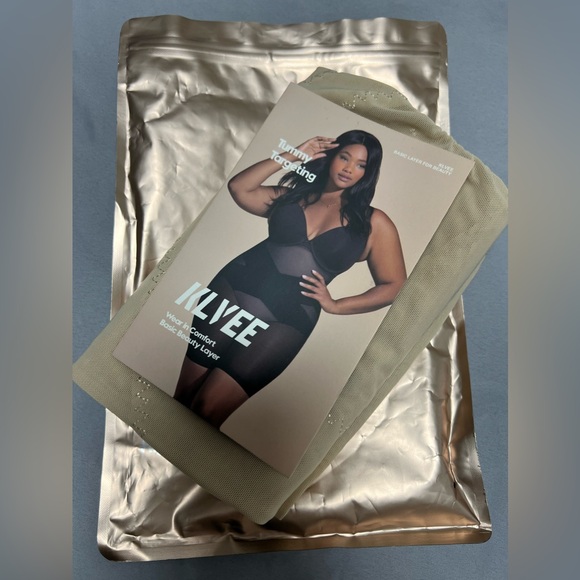 KLVEE TUMMY TARGETING SIZE 2XL. New and size M black - Picture 1 of 12